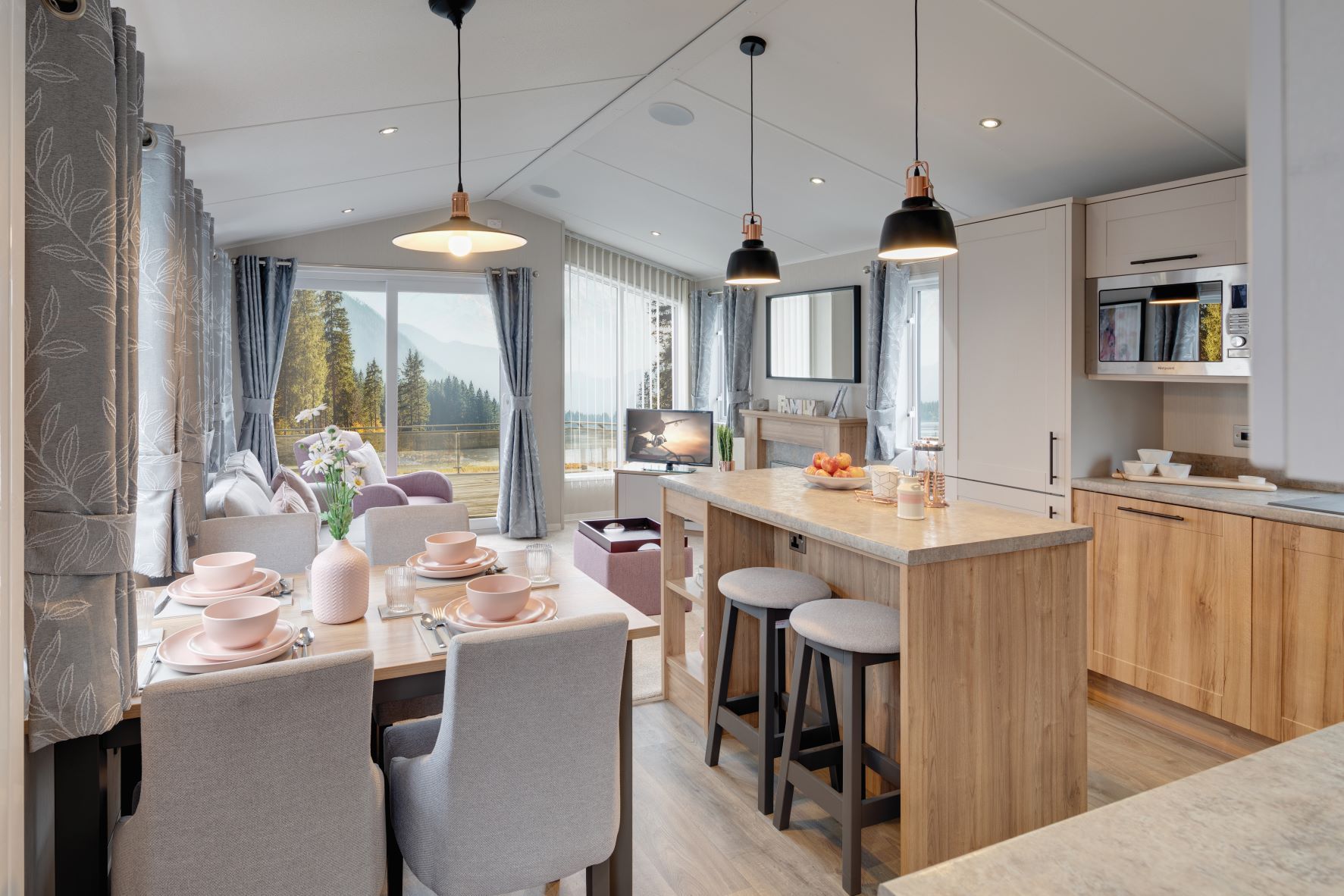 Dining area with a view in a park home